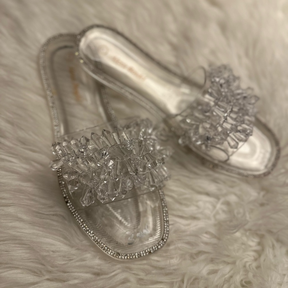 Alexis Bendel Clear Crystal Slip on Sandals Women Size 7 | NWOT